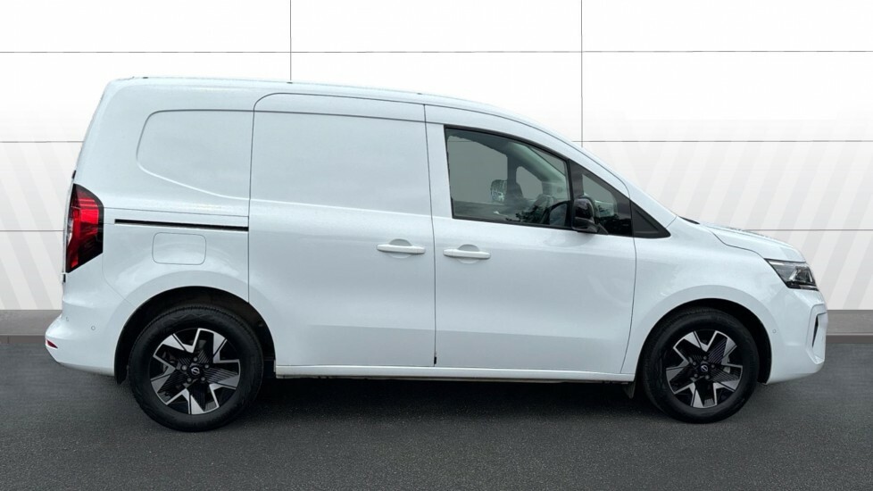 Nissan TOWNSTAR Tekna White #5