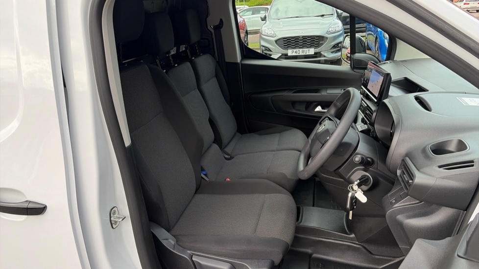 Vauxhall Combo Pro White #6