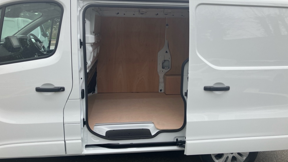 Renault Trafic Extra White #5
