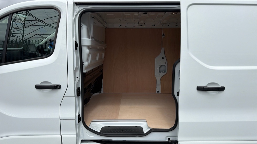 Renault Trafic Extra White #5