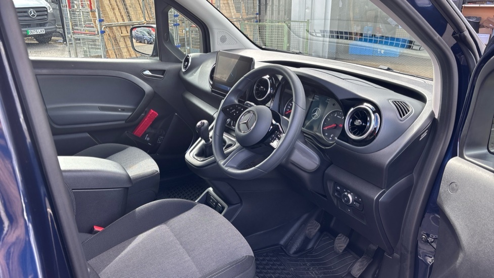 Mercedes-Benz CITAN Ecitan Van L1 Pro Black #3