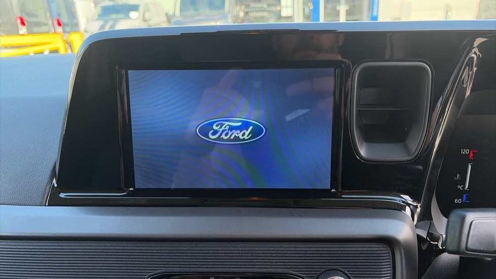 Ford Transit Courier Leader White #6
