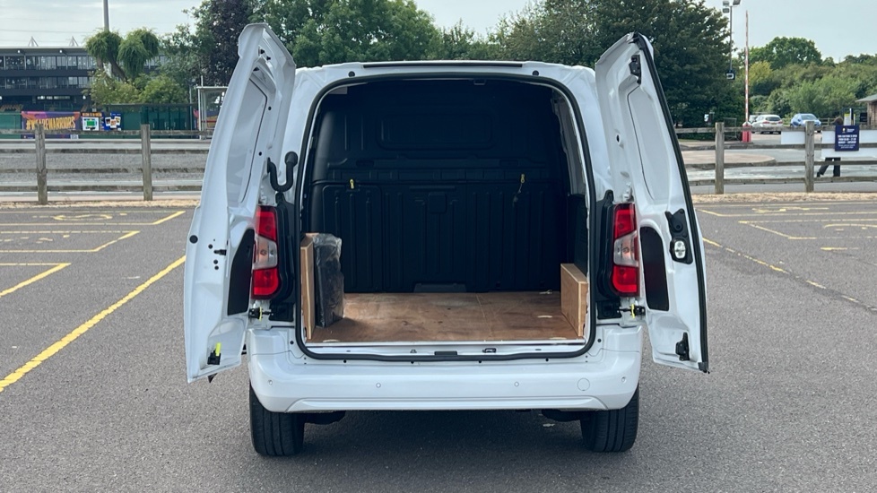 Citroen Berlingo Driver Edition SY23UED White #3