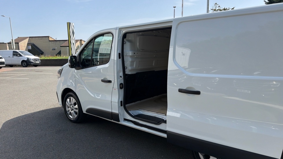 Renault Trafic Extra White #5