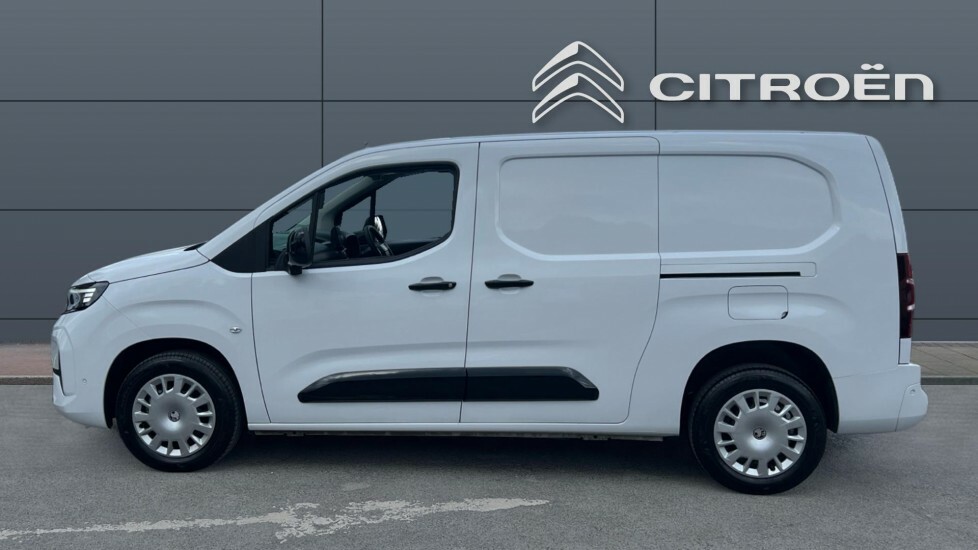 Vauxhall Combo Pro DW25TCU White #4