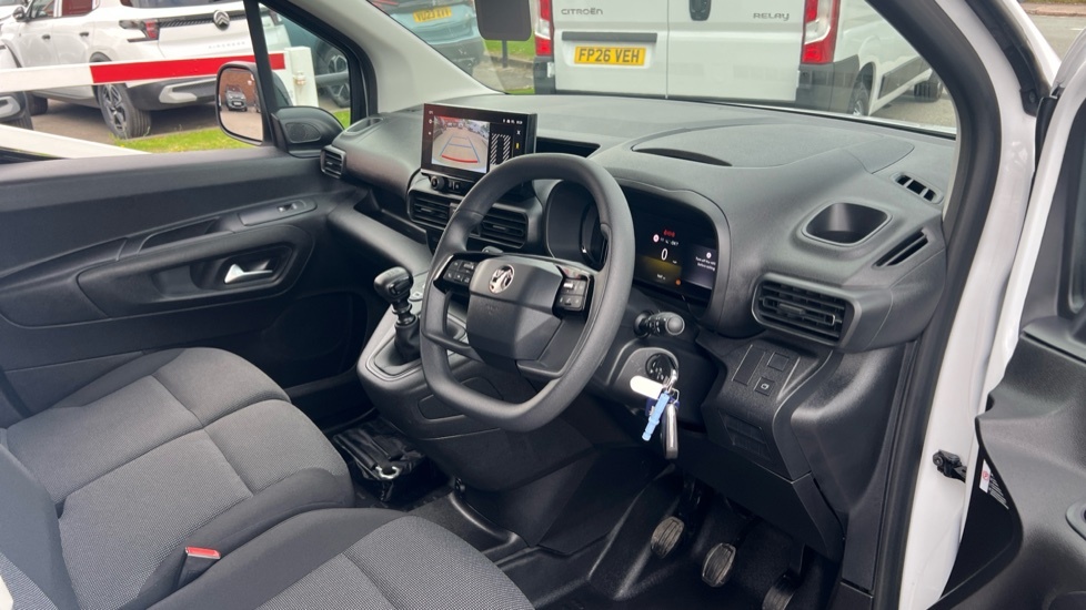 Vauxhall Combo Pro DW25TCU White #6