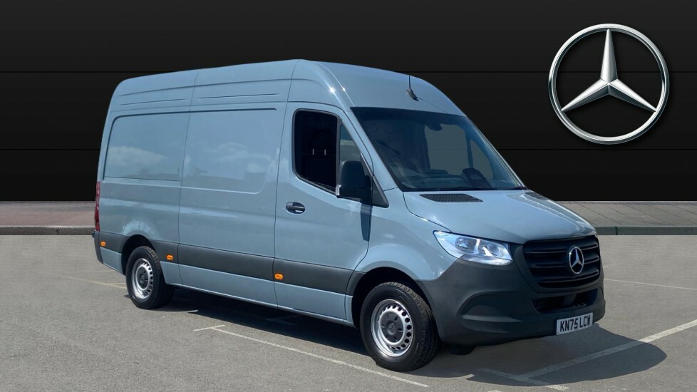 Mercedes-Benz Sprinter Pro Blue