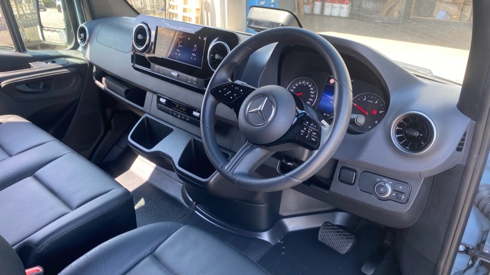 Mercedes-Benz Sprinter Pro Blue #6