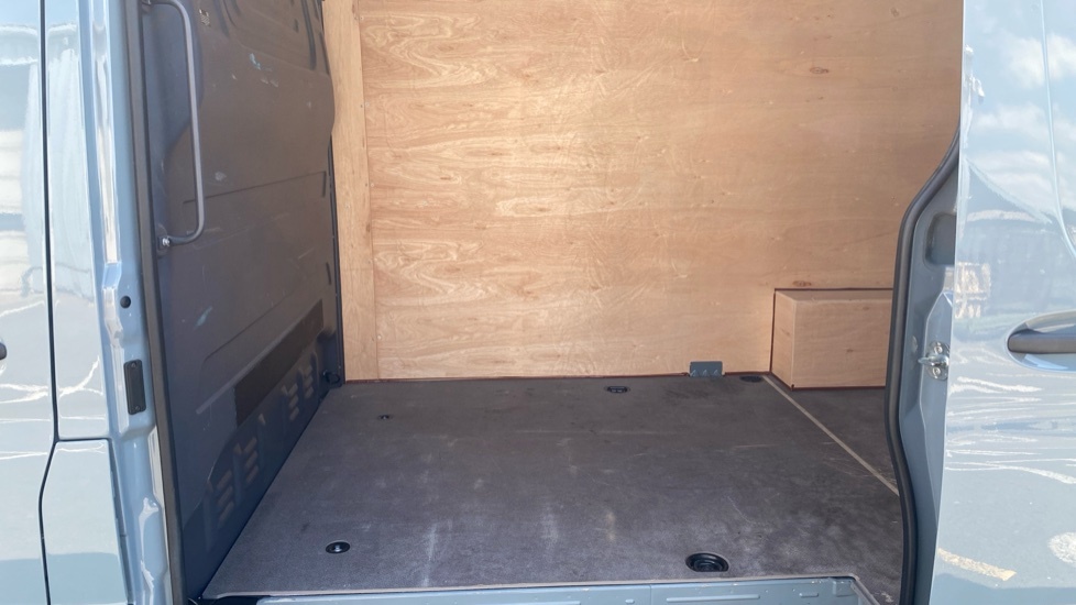 Mercedes-Benz Sprinter Pro Blue #5