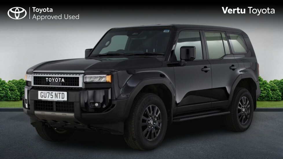 Toyota Land Cruiser Commercial Black #3