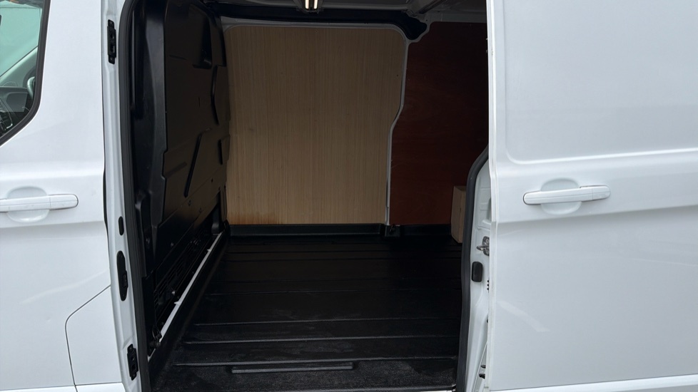 Ford Transit Custom Limited White #5