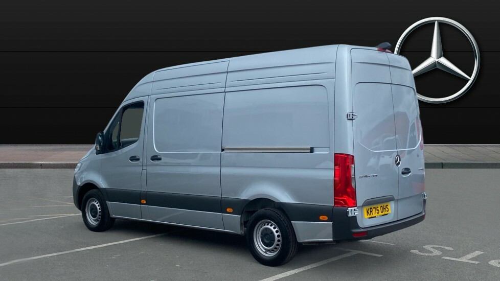 Mercedes-Benz Sprinter Pro Silver #2