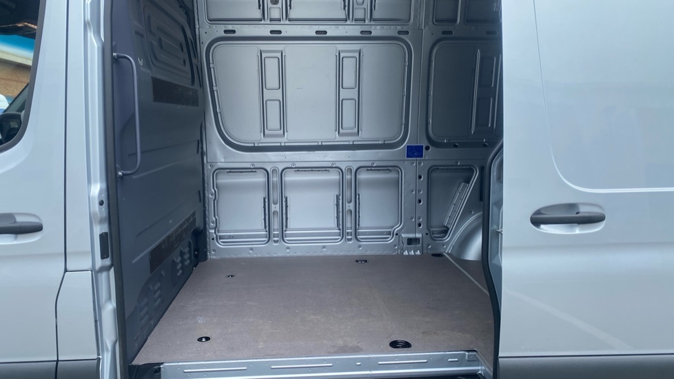 Mercedes-Benz Sprinter Pro Silver #5