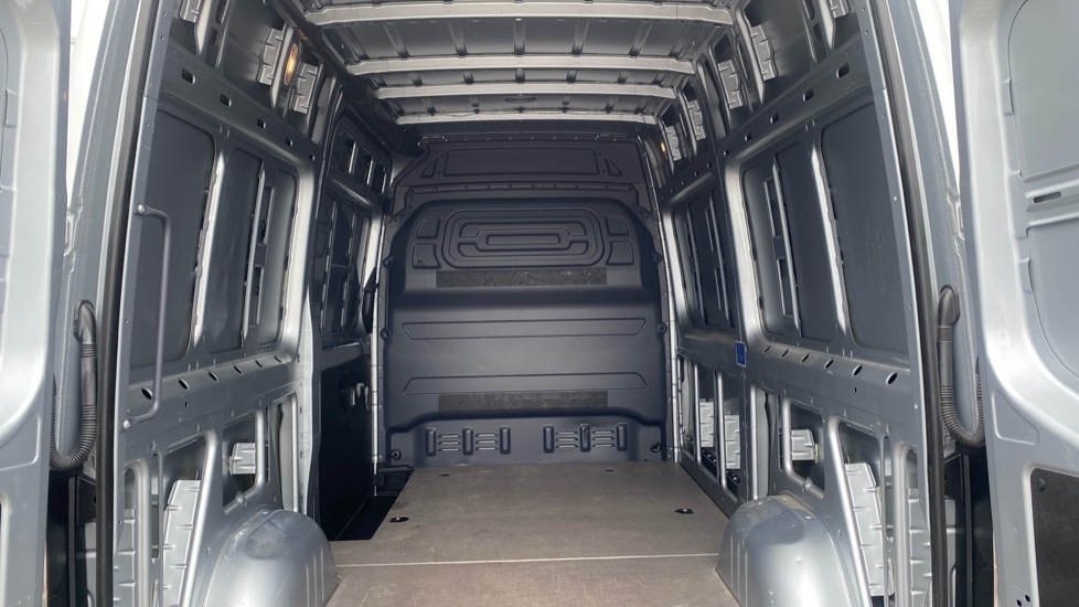 Mercedes-Benz Sprinter 315Cdi Mwb Hr Rwd White #12