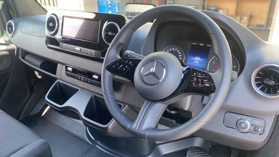 Mercedes-Benz Sprinter 3.5T H2 Pro Van Silver #16