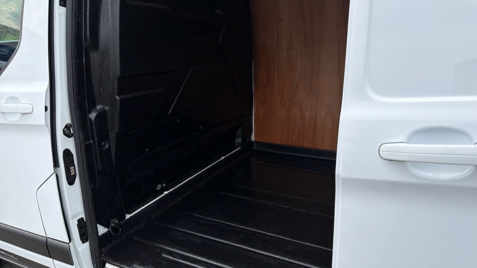 Ford Transit Custom Trail White #5