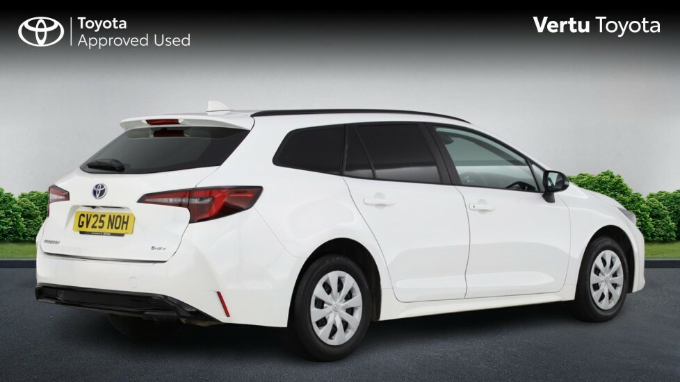 Toyota Corolla Commercial White #2