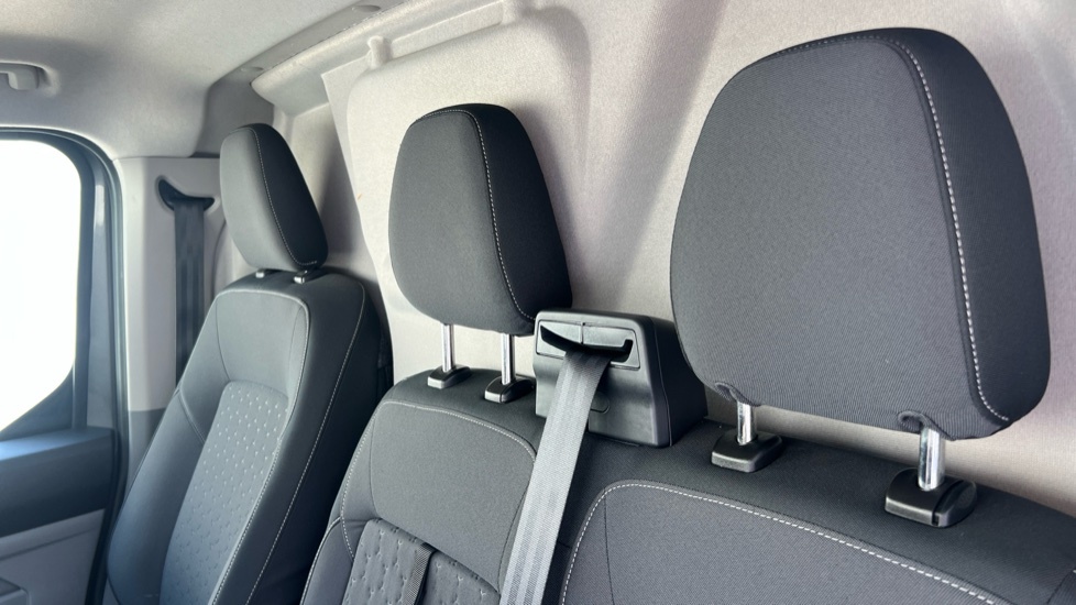 Ford Transit Custom 2L Limited White #15