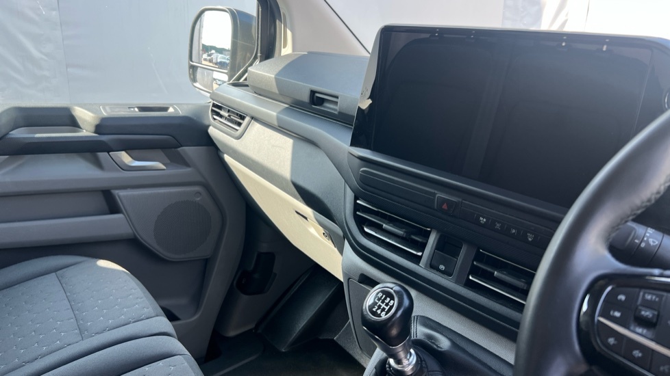 Ford Transit Custom 2L Limited White #14