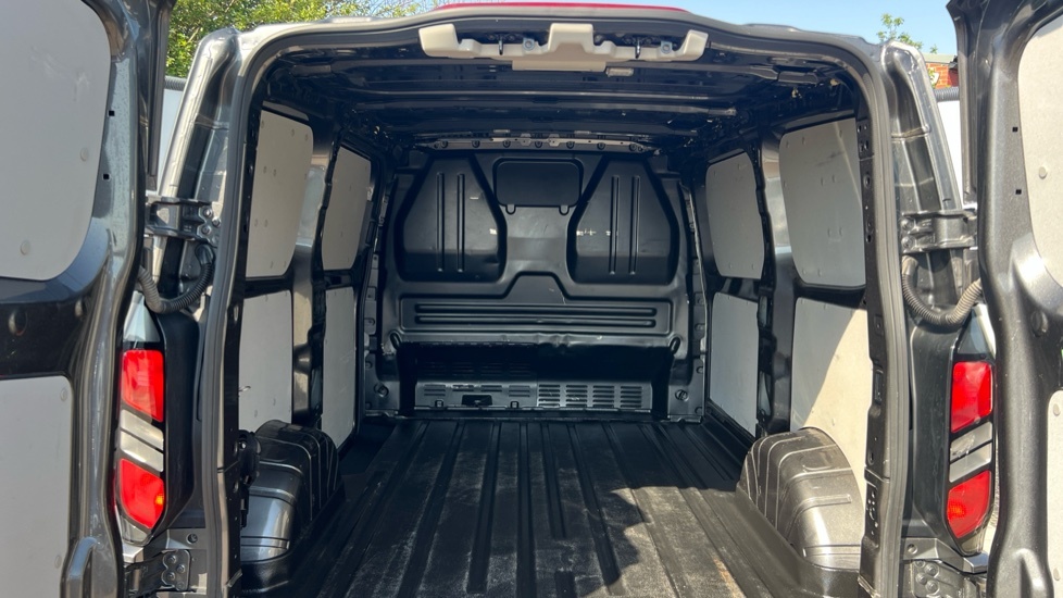 Ford Transit Custom 2L Limited White #4