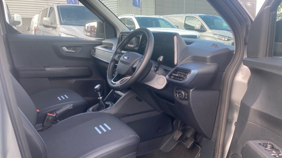 Ford Transit Courier Active Silver #4