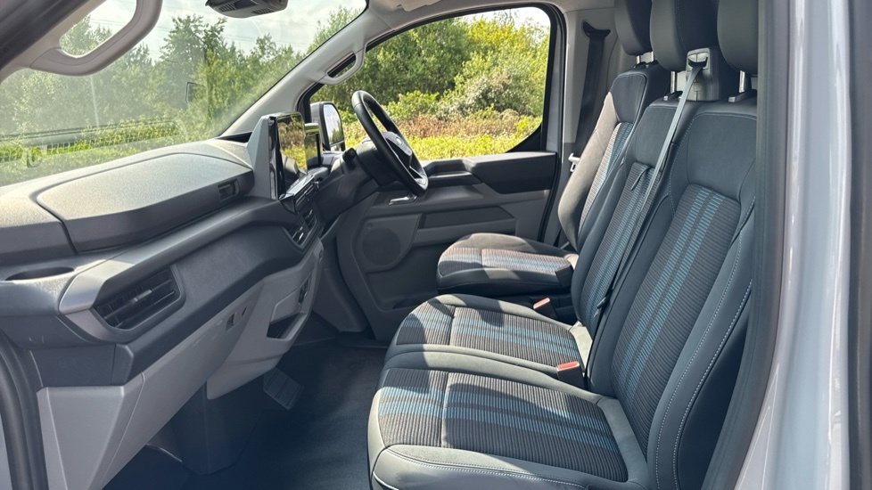 Ford Transit Custom Panel Van 2.0 Transit Trend Van 350 L3 2.0L Ecoblu White #13