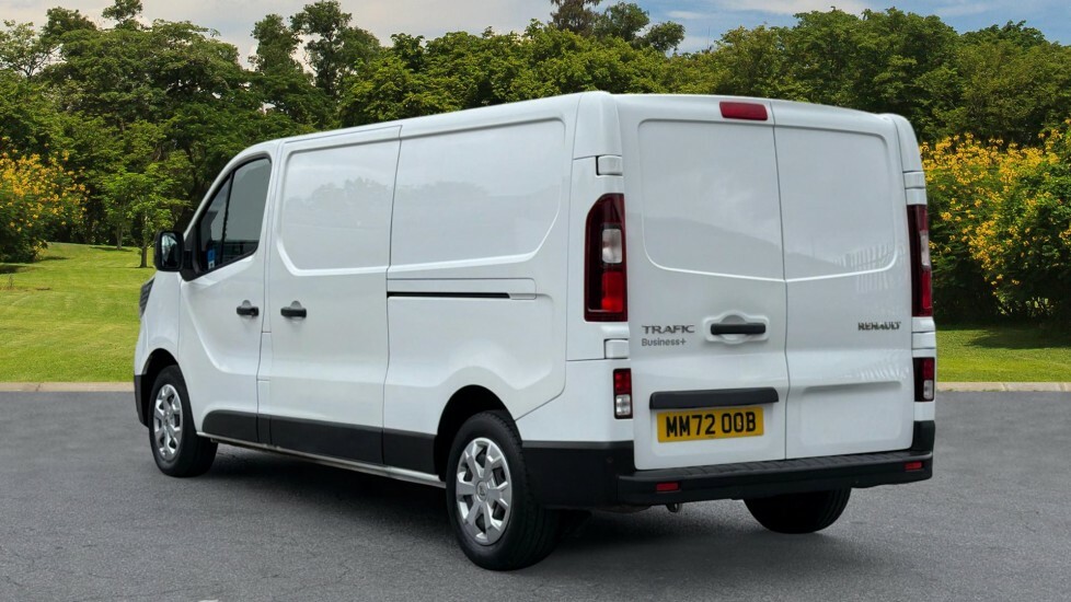 Renault Trafic Business White #3