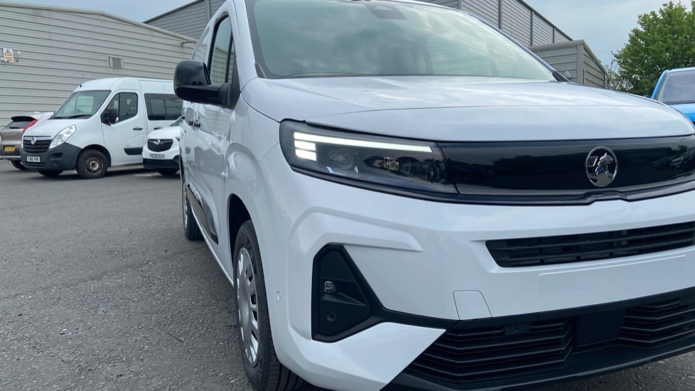 Vauxhall Combo 1.5 Prime Plus Panel Van 6Dr Xl Euro White #23
