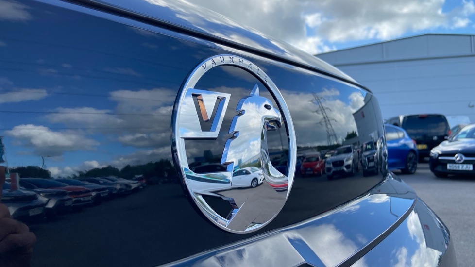 Vauxhall Vivaro 2.0 Turbo D Pro Panel Van 6Dr Swb Eu White #21