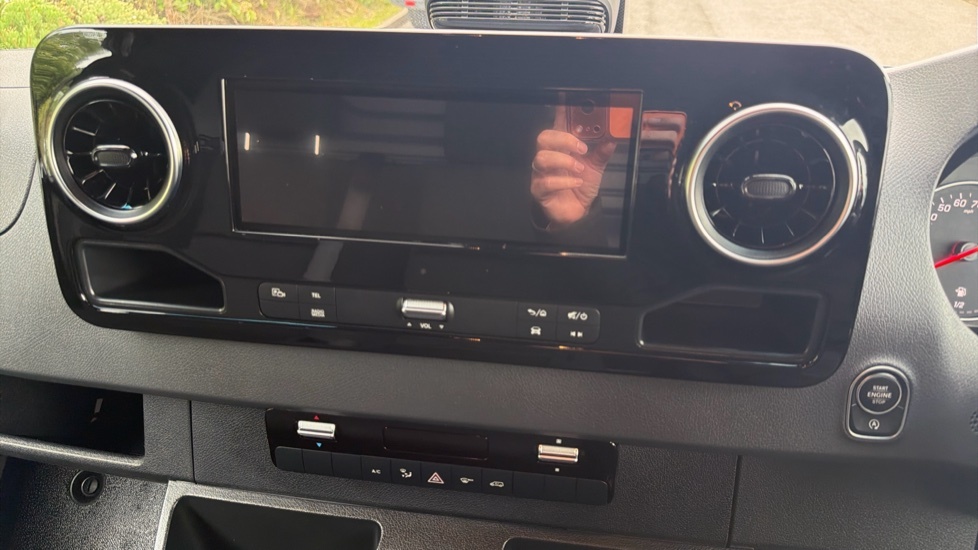Mercedes-Benz Sprinter 3.5T H2 Pro Van 9G-tronic Silver #15