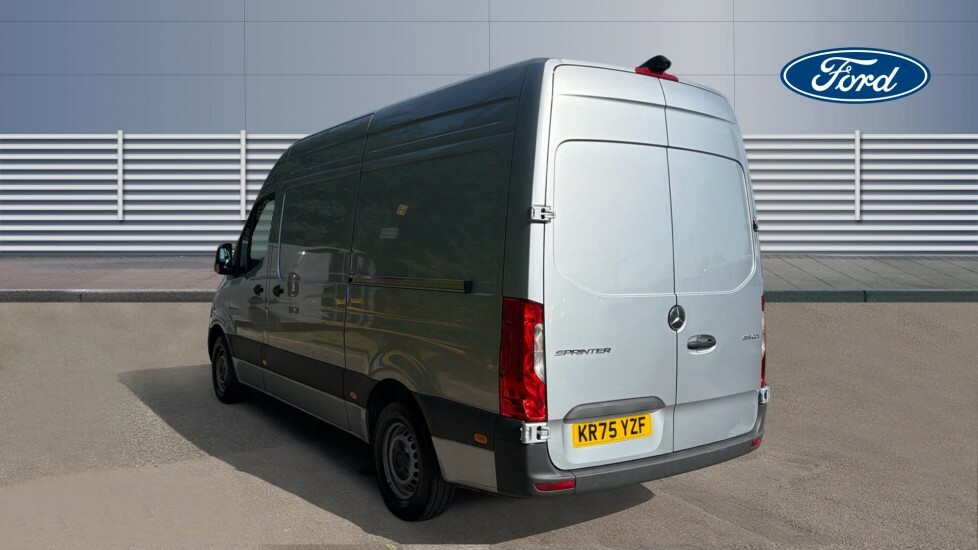 Mercedes-Benz Sprinter Pro Silver #2