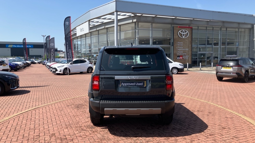 Toyota Land Cruiser 2.8D Invincible 4Wd E Grey #44