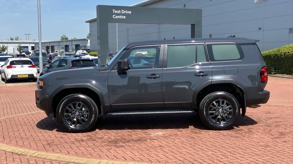 Toyota Land Cruiser 2.8D Invincible 4Wd E Grey #23