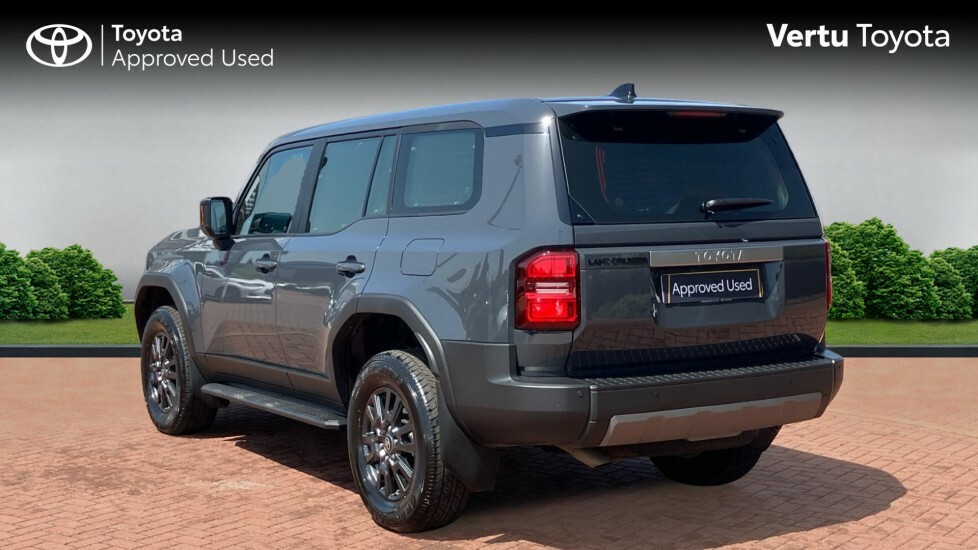Toyota Land Cruiser Commercial Grey #4