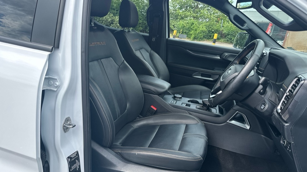 Ford Ranger Wildtrak White #6