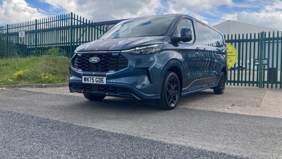 Ford Transit Custom 350 Limited L2 H2 Mwb Medium Roof Fwd 2.0 Eco Grey #36