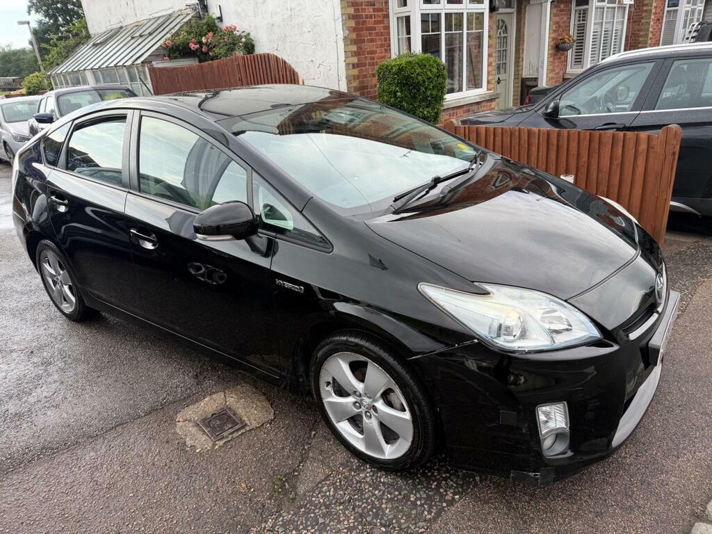 Toyota Prius T4 Red #2