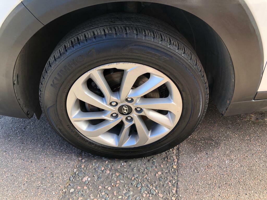 Hyundai Tucson S Grey #25