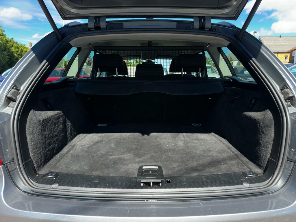 BMW 5 Series M Sport Grey #40