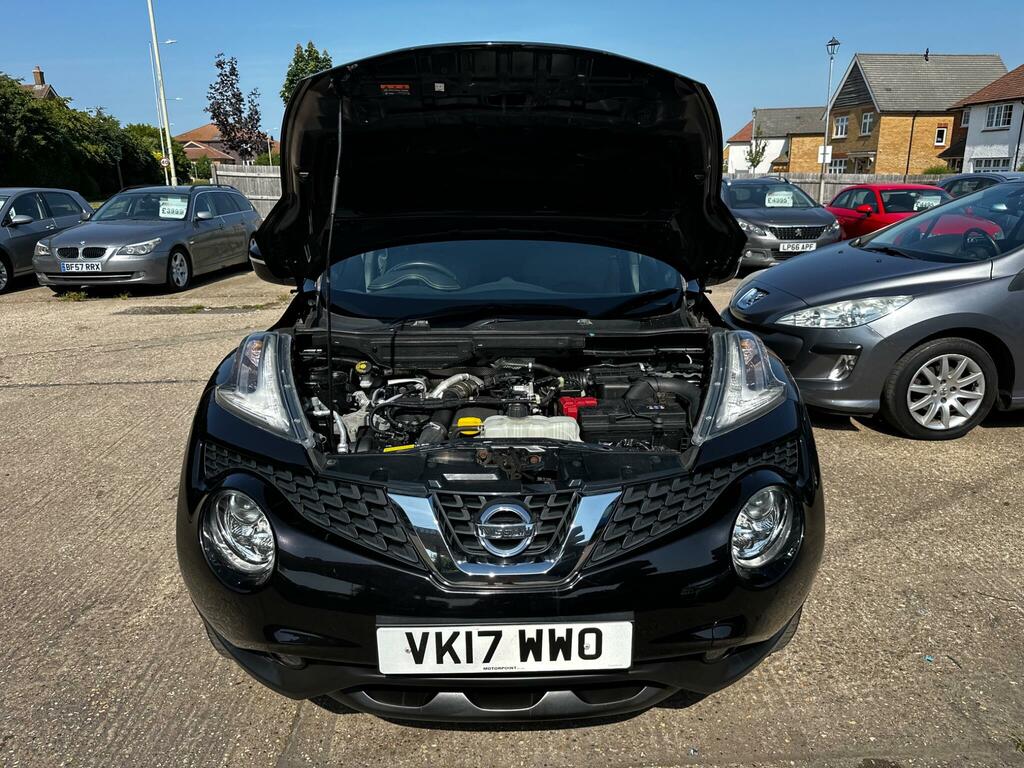 Nissan Juke N-connecta Black #2
