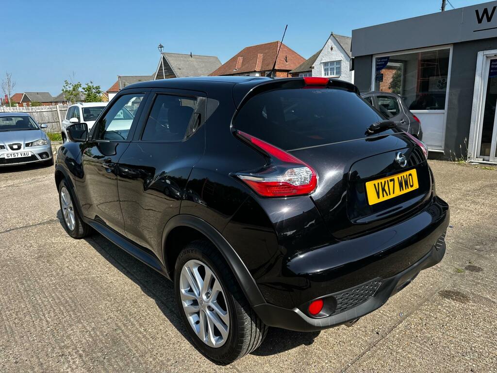 Nissan Juke N-connecta Black #4