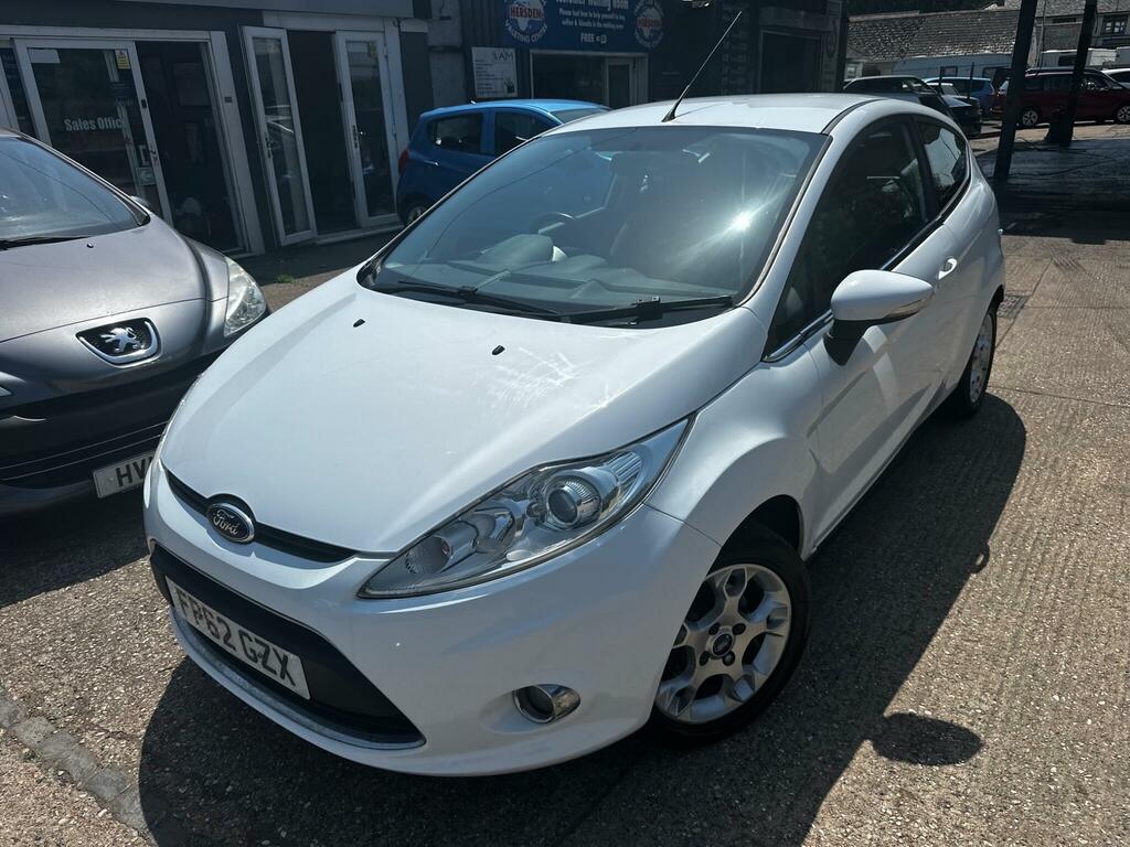 Ford Fiesta 1.4 Zetec White #6
