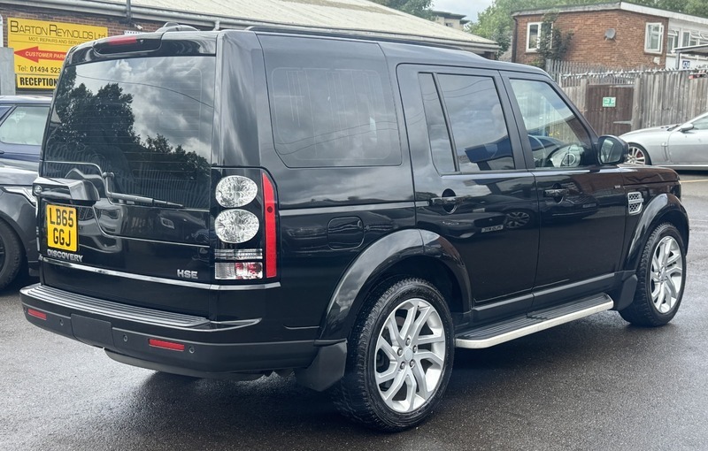 Land Rover Discovery 3 .0 Sd V6 Hse Black #5