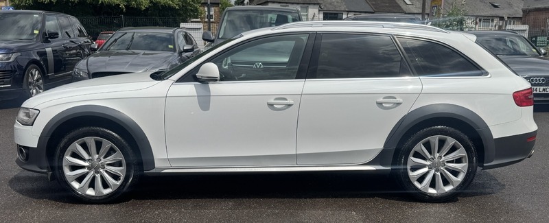 Audi A4 Allroad 2.0 Tdi Estate White #2