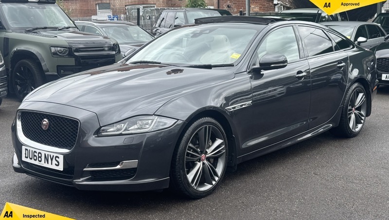 Jaguar XJ 3.0D V6 R-sport Saloon Grey