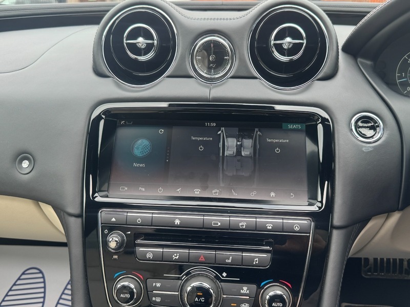 Jaguar XJ Portfolio Grey #43