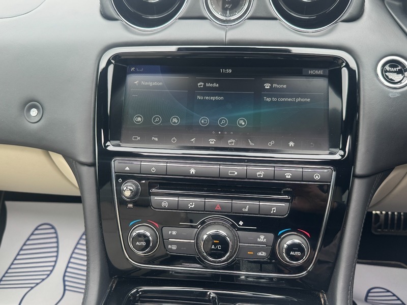 Jaguar XJ Portfolio Grey #39