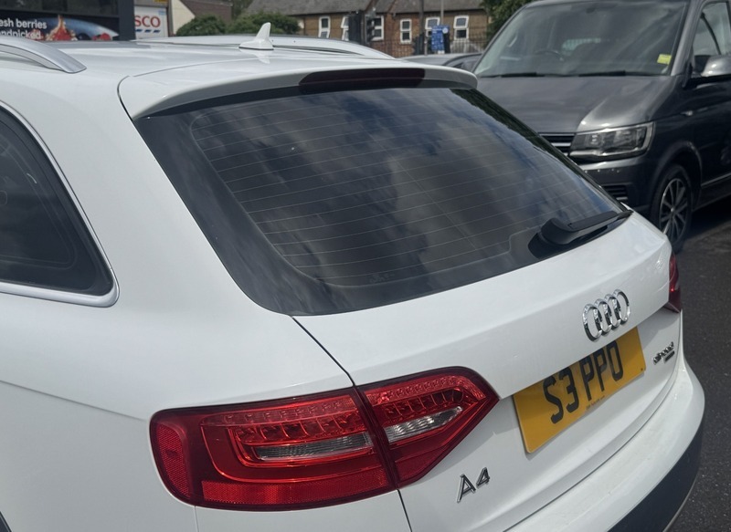 Audi A4 Tdi Black Edition - Low Mileage - Quattro - S Tron White #14