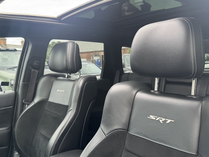 Jeep Grand Cherokee V6 Crd Summit Black #56