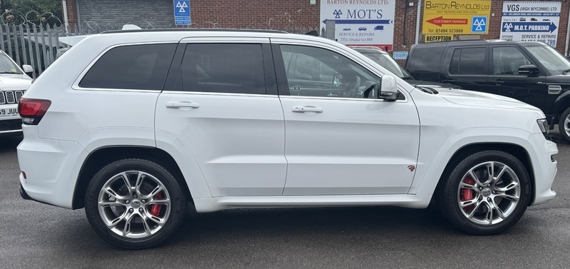 Jeep Grand Cherokee 6.4 Srt Suv White #6